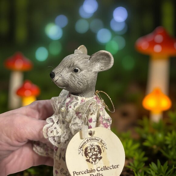 6.5” Porcelain Mouse Doll in Bonnet & Calico Dress – Cloth Body, Bisque Head/Han - Picture 6 of 8